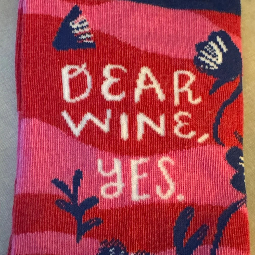 Blue Q “Dear Wine, Yes” women’s crew multicolored cotton blend socks